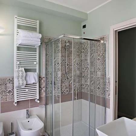 Apartment Ad My *