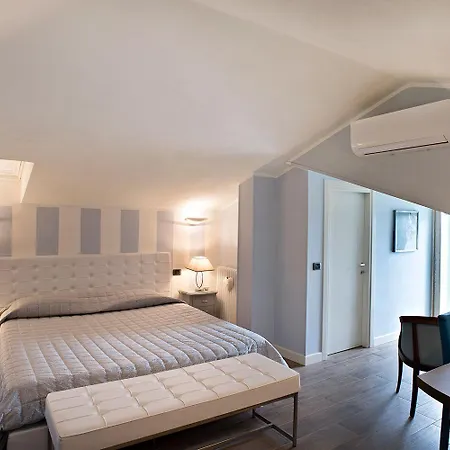 Ad My Apartment *